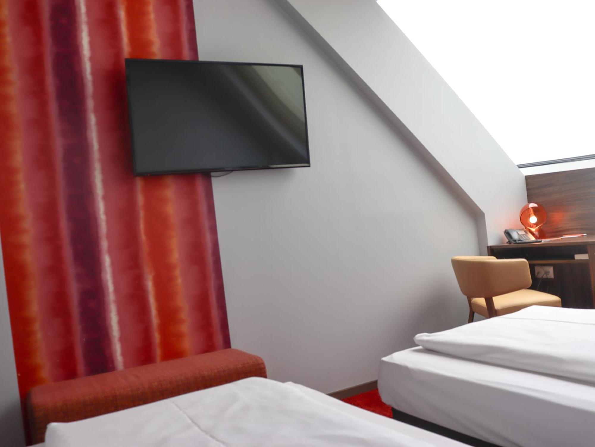 Simm'S Hotel - Cityhotel Next To Metro U3 Viena Exterior foto